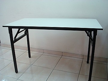שולחן מתקפל דגם דגש 120X100 ס