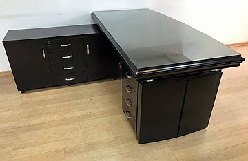 שולחן מנהל שחור עם זכוכית במידה 180X90